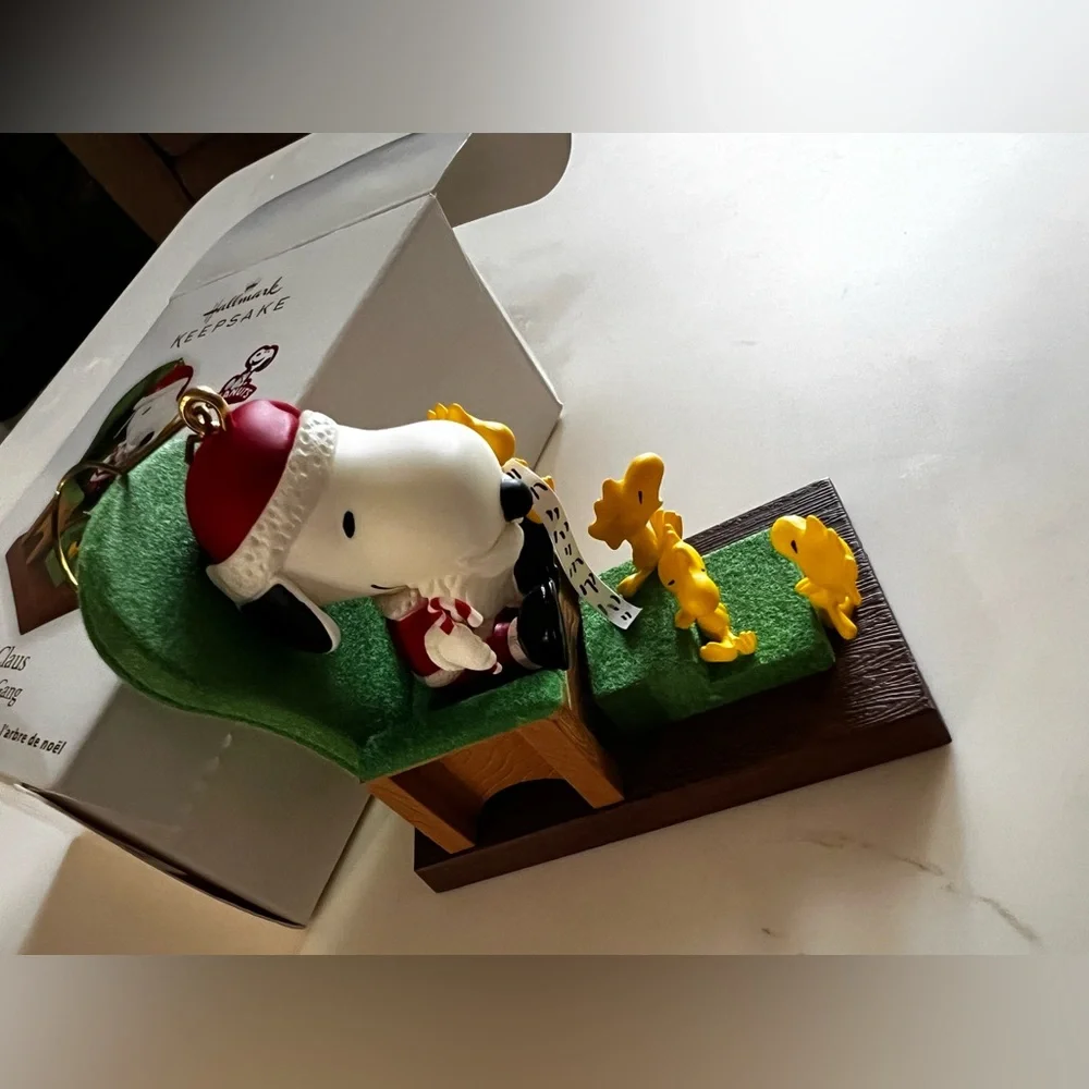 Hallmark Keepsake 2011 Peanuts Snoopy Claus Christmas Ornament Woodstock NIB